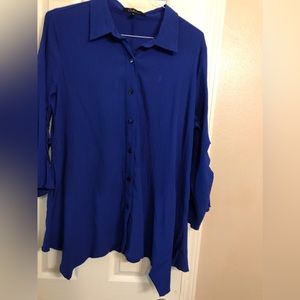 Calessa Crinkle Fabric Tunic in Royal Blue. Size XL. EUC. Hot weather must have!